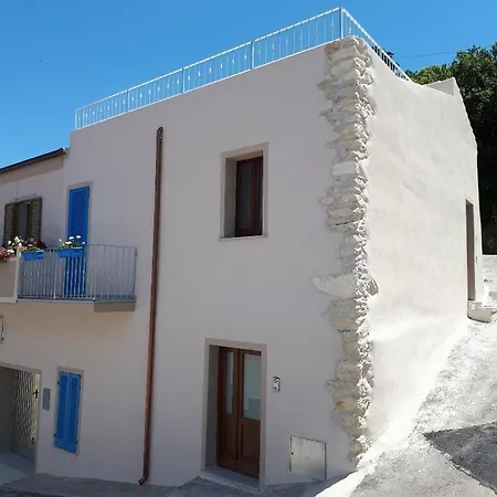 Casa D'angolo Hébergement de vacances *
