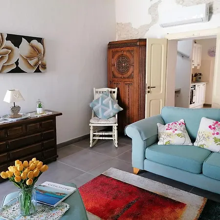 Casa D'angolo Hébergement de vacances Chiaramonti