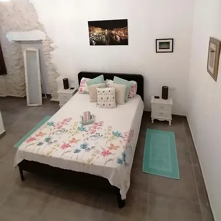 Casa D'angolo * Chiaramonti