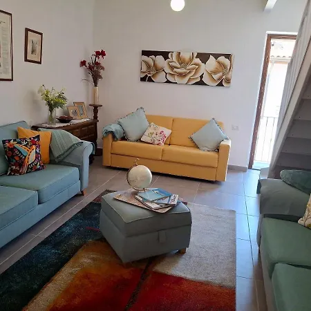 度假居 Casa D'angolo Chiaramonti